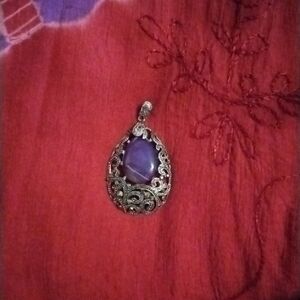 Purple Teardrop Pendant Necklace